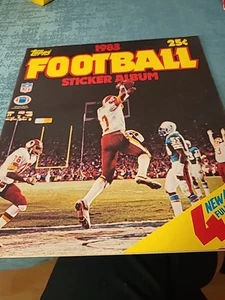1983 Topps NFL FOOTBALL - Sticker Album  - Picture 1 of 4