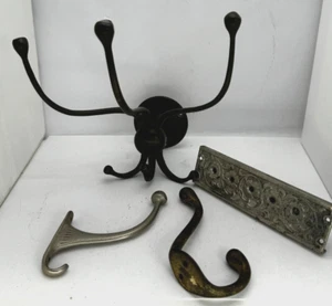 Ganchos de árbol de pasillo de bronce antiguo triple brazo decorativo metal arquitectónico salvamento - Imagen 1 de 19