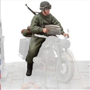 1/16 Resin Model Kit German Soldiers Motorcyclist no moto no map WW2 Unpainted - Picture 1 of 1