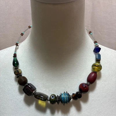 Collar TRESKA Colores Brillantes VIDRIO y Cerámica Multicolor CUENTAS Flexible Foto 1 de 4