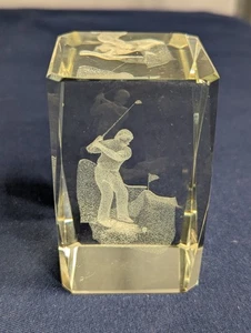 Pisapapeles vidrio prisma rectangular cristal grabado golfista láser 3D regalo - Imagen 1 de 8