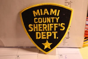 police patch  MIAMI COUNTY SHERIFFS DEPT FLORIDA - Picture 1 of 1