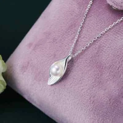 Beautiful Elegant Calla Lily Flower shape With Pearl Chain Charm Women Necklace - Image 1 of 4