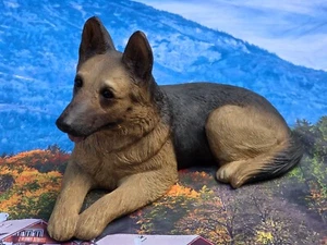 Vtg Sandicast 1984 Large Laying German Shepherd Figurine Sandra Brue 10"L x 6"H - Picture 1 of 17