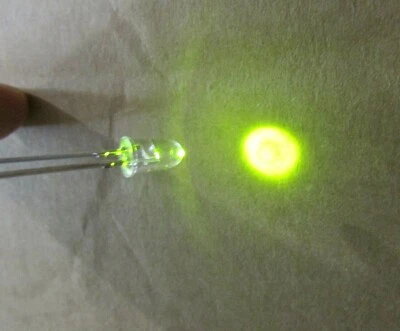 Lot 100 HP 5MM High Intensity 300 MCD Green LED 2.2 VDC 20 Deg 570 NM HLMP-8509 - Image 1 of 4