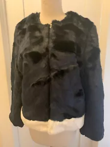 Cappotto raccolto Saks Fifth Avenue donna blu navy/bianco pelliccia sintetica taglia M/L nuovo con etichette - Foto 1 di 8