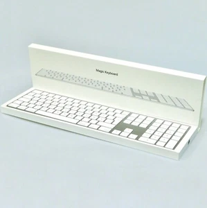 Apple Magic Keyboard mit Nummernpad A1843 MQ052D/A QWERTZ deutsch~mit Rechnung - Bild 1 von 8