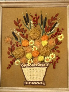 1970 Crewel Yarn Art Paragon 0106 Fall Bouquet Boho - Picture 1 of 7