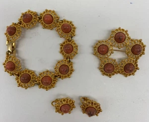 De Colección SARAH COVENTRY 3 piezas Demi Parure Broche Pendientes Pulsera Melocotón Rosa Coral Cabina - Imagen 1 de 12