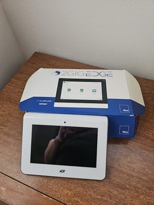 2gig Edge Verizon Security And Control Panel Used Missing Charging Cord - Image 1 of 4