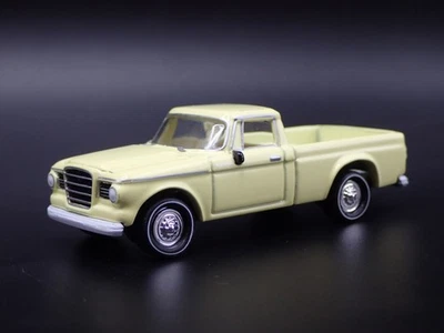 1960-1964 Studebaker Champ Pick-Up Camion W con Gancio 1:64 Scala Modellino Car - Immagine 1 di 4