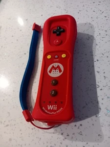 Nintendo Wii Remote Motion Plus Red Mario Limited Edition - Picture 1 of 1