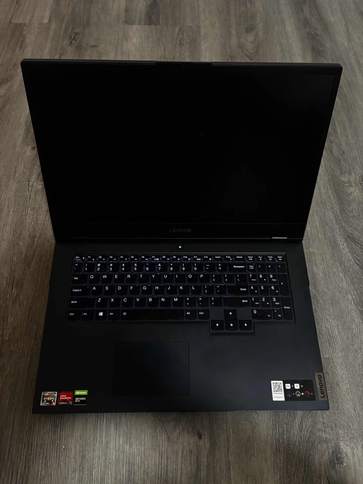 Portátil para juegos Lenovo 2021 Legion 5 17,3" FHD, AMD Ryzen 5-5600H Foto 1 de 4