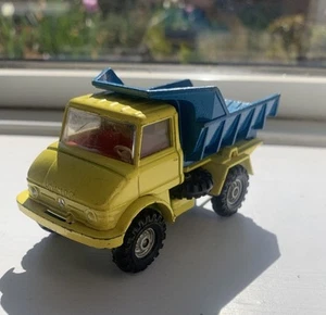 Vintage Corgi Toys No.409 Mercedes Unimog 406 Tipper Truck - Picture 1 of 7