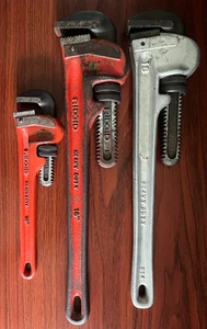 3 Set Ridgid 18" & 10" Gusseisen plus eine Made in USA 18" Aluminium Marke? - Bild 1 von 4
