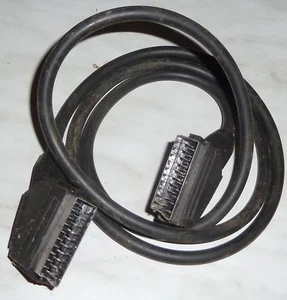 GUMMI SCART-Kabel *hoch flexibel* 1,4m gebraucht für TV DVD VHS 140cm - Bild 1 von 1