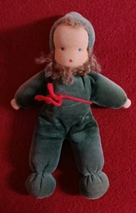 Stoffpuppe Puppe ca. 15 cm grün Sammlerstück? - Bild 1 von 2