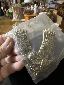 Vintage Metall Harley Davidson Eagle Factory HD Classic Händler Mütze Weste Abzeichen - Bild 1 von 9
