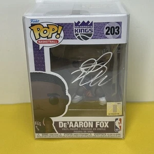 De'Aaron Fox Autographed Funko Pop! #203 Sacramento Kings Signed COA Hologram - Picture 1 of 9