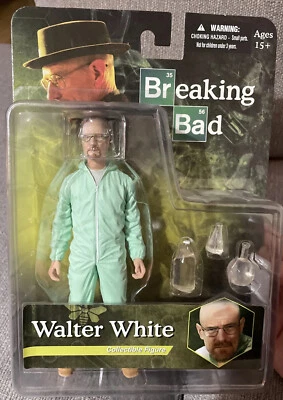 Breaking Bad Walter Traje de Matines Peligrosos Mezco Figura de Acción Heisenberg - TOTALMENTE NUEVO Foto 1 de 2
