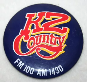 Vintage KZ COUNTRY FM 100 AM 1430 Nebraska Radio Station Pinback Button - Picture 1 of 3