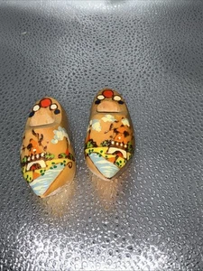 Vintage made in Holland wooden shoes 3 inches long Mini - Picture 1 of 3
