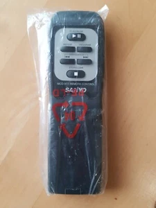 Sanyo CD/KASSETTEN PLAYER FERNBEDIENUNG MCD-X77 für MCDX77L - Bild 1 von 3