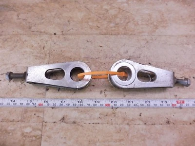 1974 Honda CB750K Four SOHC H1529+ Rear Wheel Adjusters Foto 1 de 4