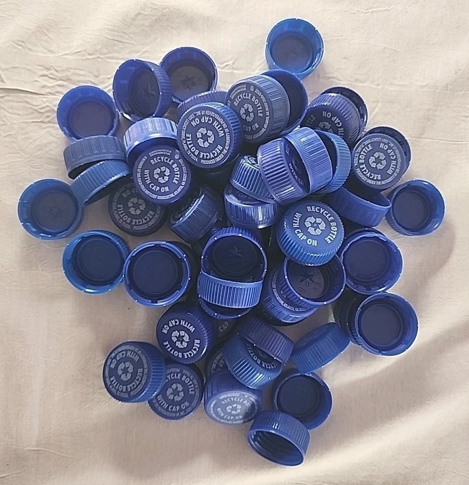  72 tampas de refrigerante de plástico azul - Imagem 1 de 1