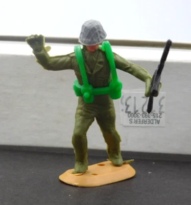 Cherilea Swoppet Estilo Ejército Avanzando Foto 1 de 3