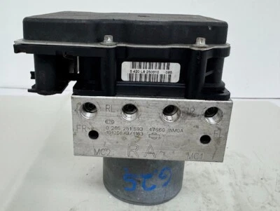 Módulo actuador bomba de freno antibloqueo ABS INFINITI G25 2011 2012 OEM 0265251593 Foto 1 de 4