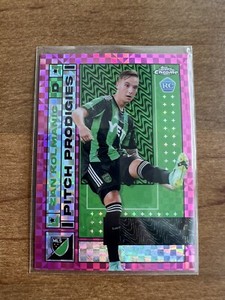 2022 Topps Chrome MLS Zan Kolmanic Pink Pitch Prodigies Rookie Refractor