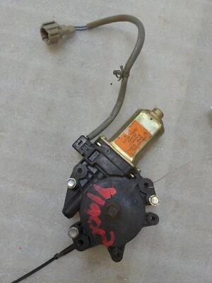 2005 NISSAN TITAN Door Window Motor Right Rh Rear 827307s000 827309fj0a? - Image 1 of 4