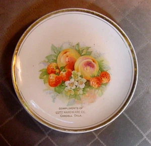 Plato de recuerdo antiguo-Lutz Hardware Co.-Cordell, Oklahoma - Imagen 1 de 3