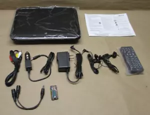 GPX PD1053BX, 10" Portable DVD Player - Picture 1 of 12