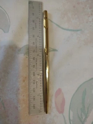 Bolígrafo PARKER clásico chapado en oro EE. UU. Foto 1 de 4