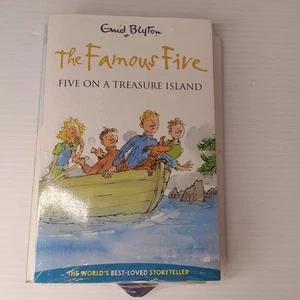 Enid Blyton Collection The Famous Five Five On A Treasure Island Paperback Book - Picture 1 of 9