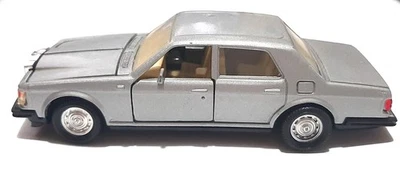 Modellino Matchbox Super Kings Rolls Royce Silver Spirit (1986) - Immagine 1 di 4