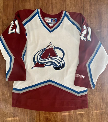VTG Peter Forsberg Colorado Avalanche White CCM NHL Jersey Size M W/ Extras!! Cover