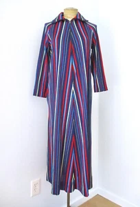 Vtg 70s Colorful Stripe Poly Knit Long Zip Robe House Coat Loungewear Pocket M - Picture 1 of 7