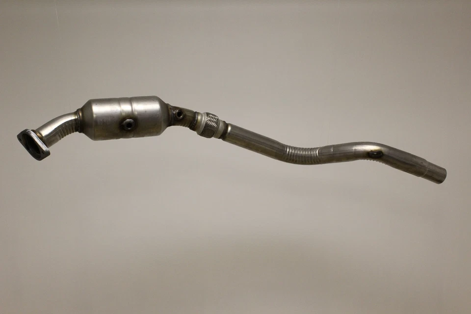 2005 2006 2007 Dodge Magnum 2.7L 3.5L Left Side Direct Fit Catalytic Converter Foto 1 de 1
