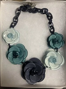 Collar Floral Declaración Carol And Bella Azul Aqua Nuevo Rosa Bisutería - Imagen 1 de 1