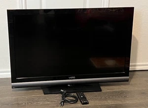 TV - Vizio E371VA with remote - Picture 1 of 4