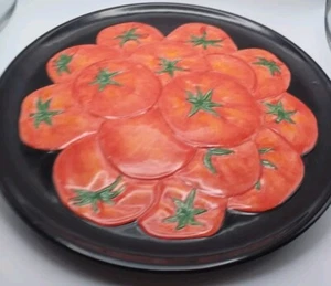 Plato redondo de tomate caliente de jardín Dept 56, rodajas de tomate, raro - Imagen 1 de 6
