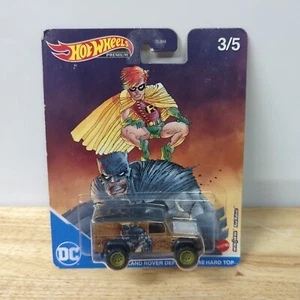 Hot Wheels Pop Culture 2022 Batman 1:64 Land Rover Defender 110 techo rígido - Imagen 1 de 3