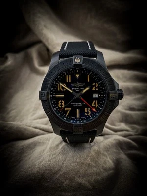 Breitling Avenger Automatic GMT 45 Night Mission V32395101B1X1 - Image 1 of 4