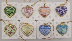 Neu im Karton Valerie Parr Hill Porzellan Herz Schmuckschatullen 8er Set - Bild 1 von 13