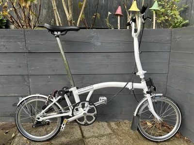 Brompton H3L folding bicycle C Line Equivalent in Bright White - Hardly Used - Image 1 of 4