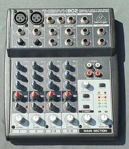 Mezclador Behringer Xenyx 802. Mezclador Premium de 8 entradas y 2 buses sin probar - Imagen 1 de 6