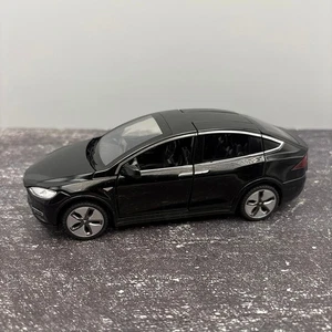 2018/2025 Model Version Of A Tesla Model 3-4 Door Black 1:32 Scale - Picture 1 of 7